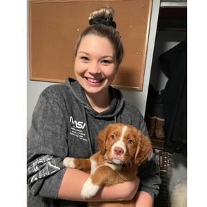 Meet your Posher, Dana